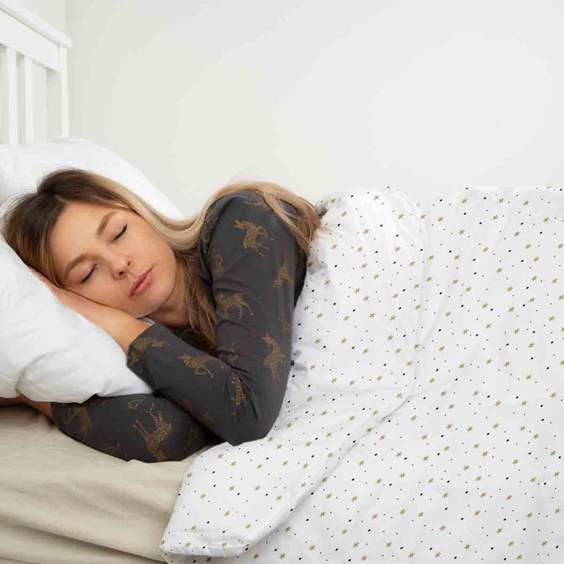 Juego de ropa de cama con manta terapéutica blanca con estrellas y puntos