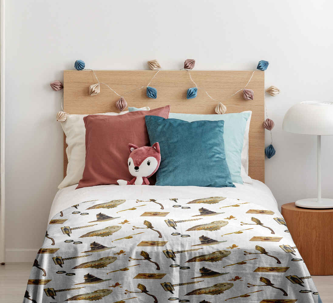 Set de ropa de cama con mantas terapéuticas blancas con búhos