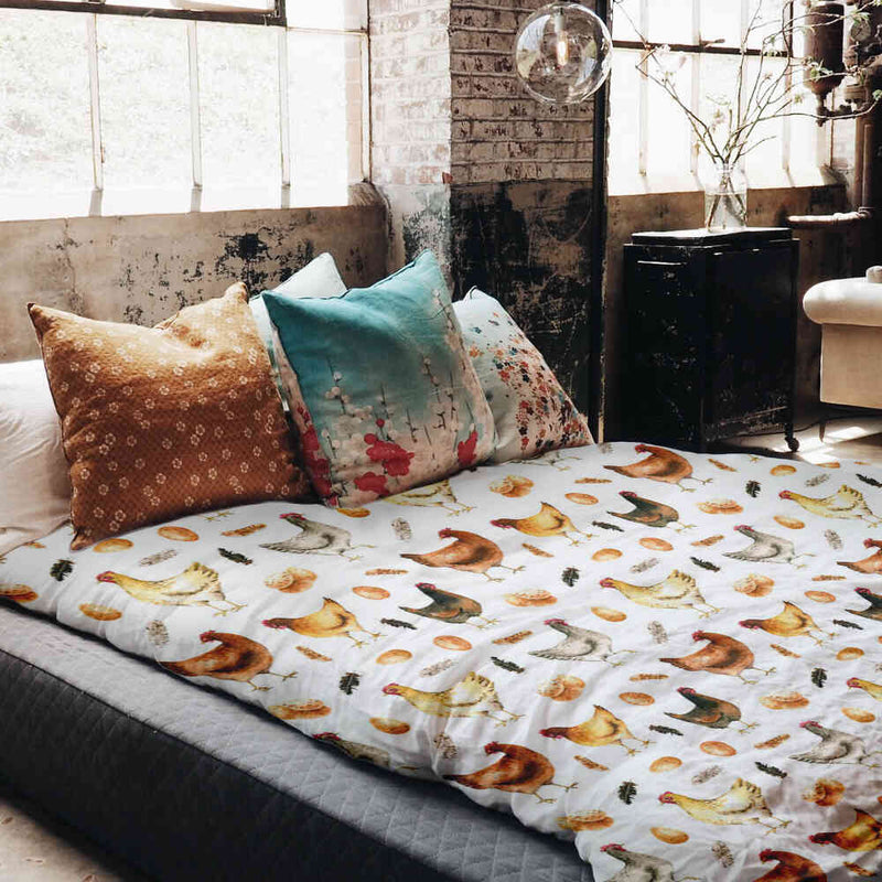 Set de ropa de cama con mantas terapéuticas blancas con gallinas