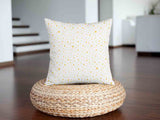 Almohada de salud blanca con estrellas amarillas