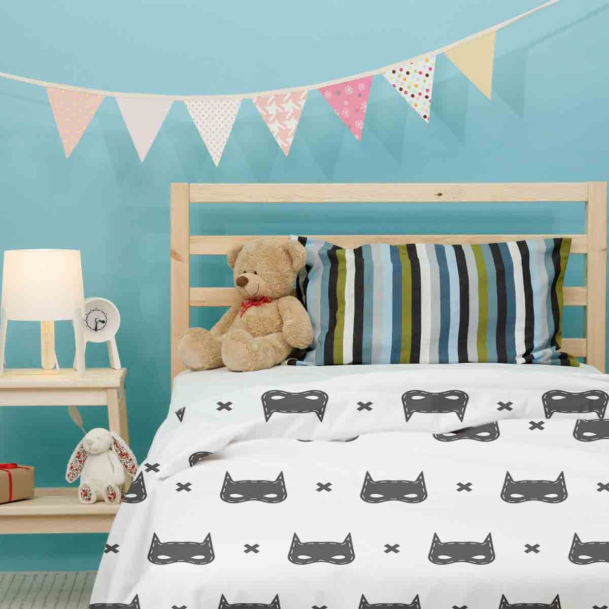 Juego de ropa de cama con manta terapéutica blanca con máscara de gato