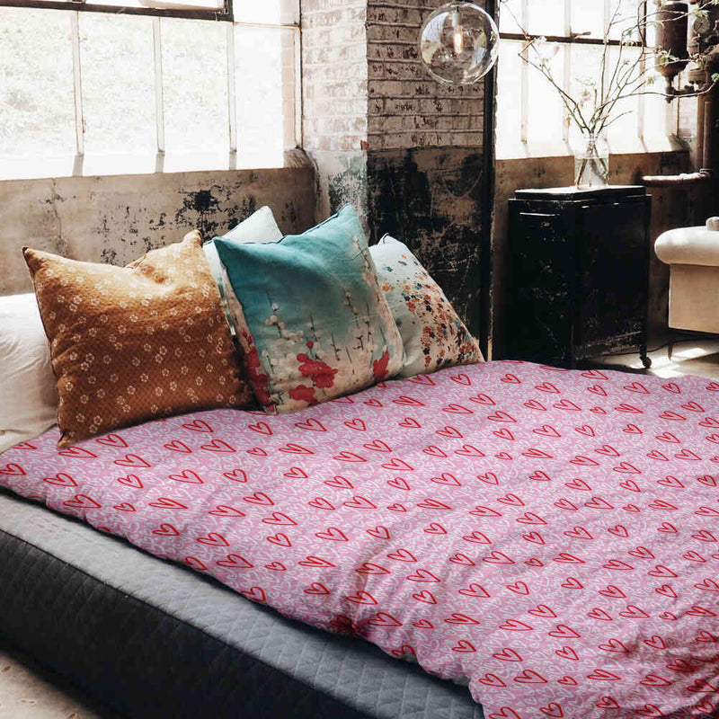 Set de ropa de cama con manta terapéutica rosa con corazones rojos