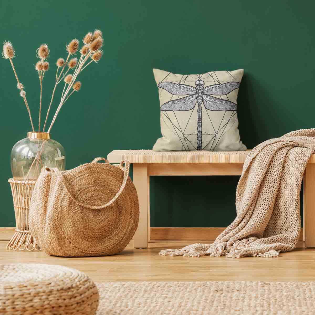 Almohada de salud amarilla con libélula