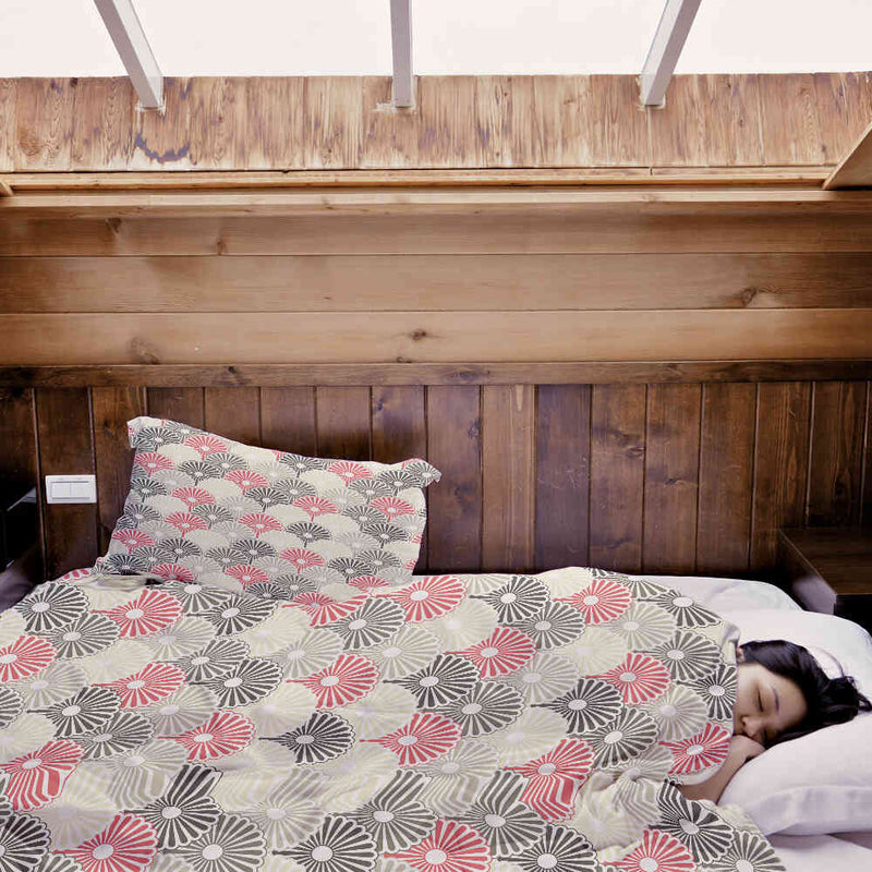 Juego de ropa de cama con mantas terapéuticas y flores abstractas coloridas