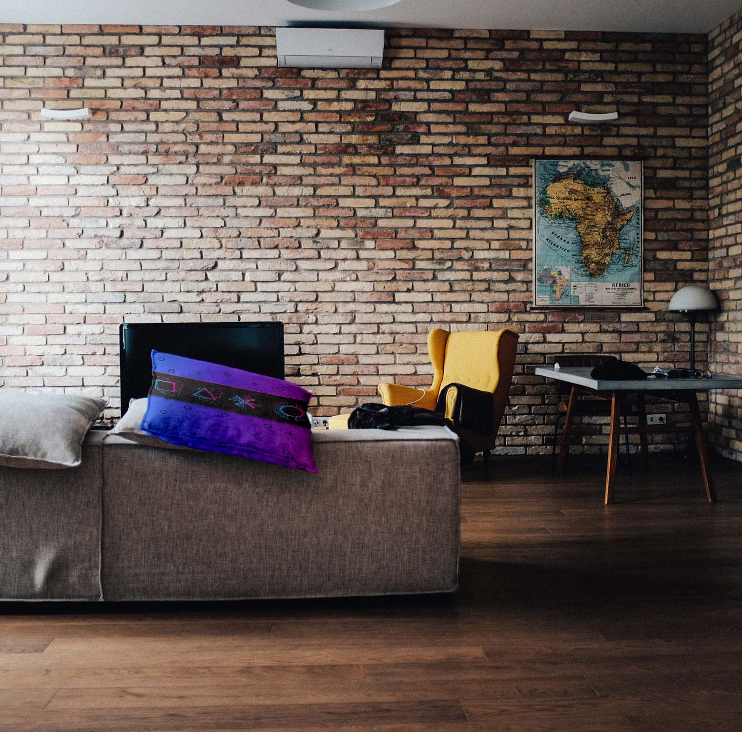 Almohada de salud morada con formas