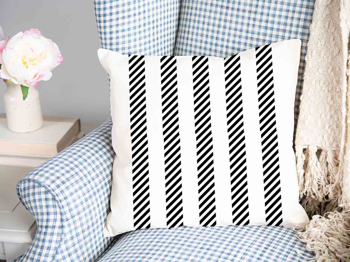 Almohada de salud gris con rayas gruesas y delgadas