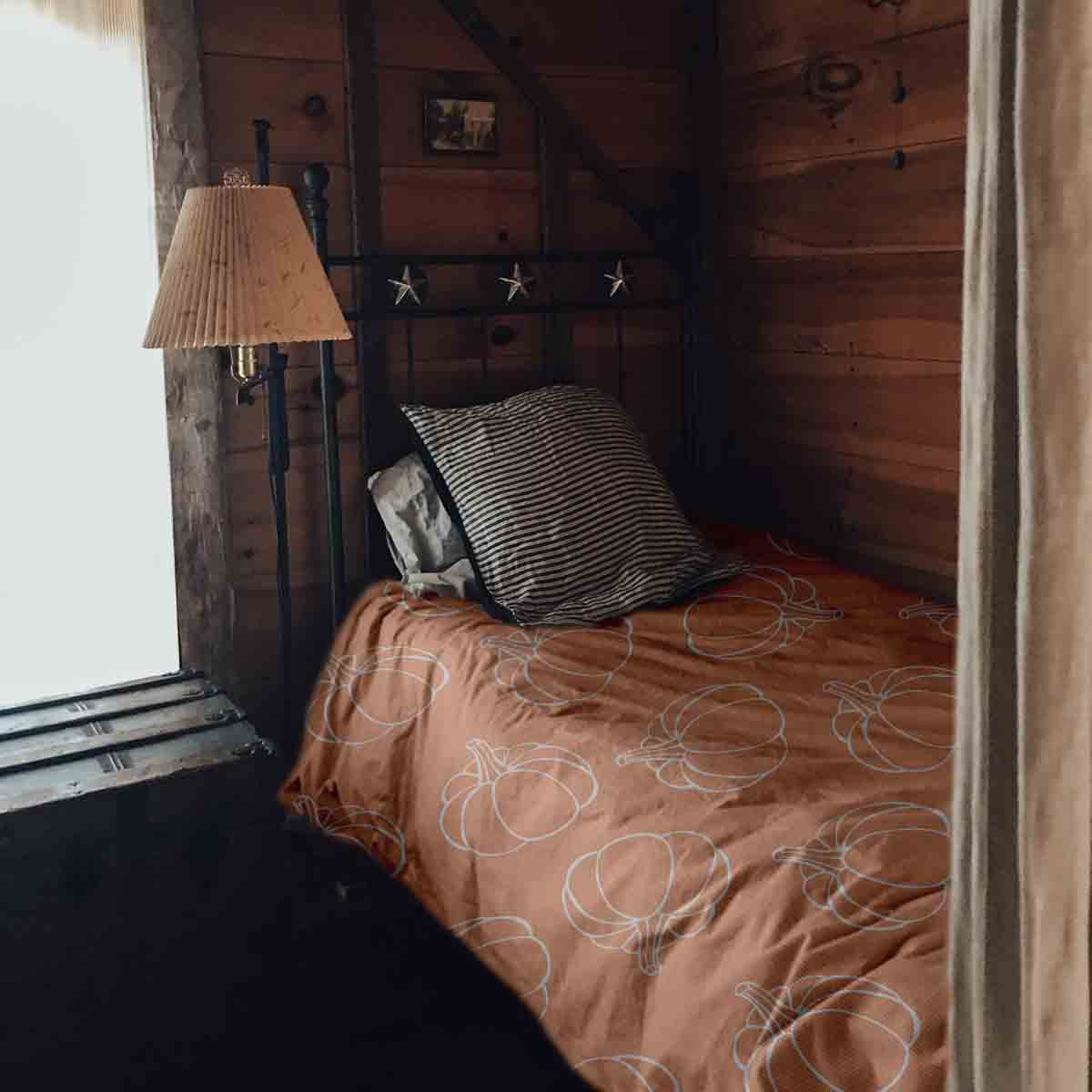 Set de ropa de cama con manta terapéutica naranja con calabaza