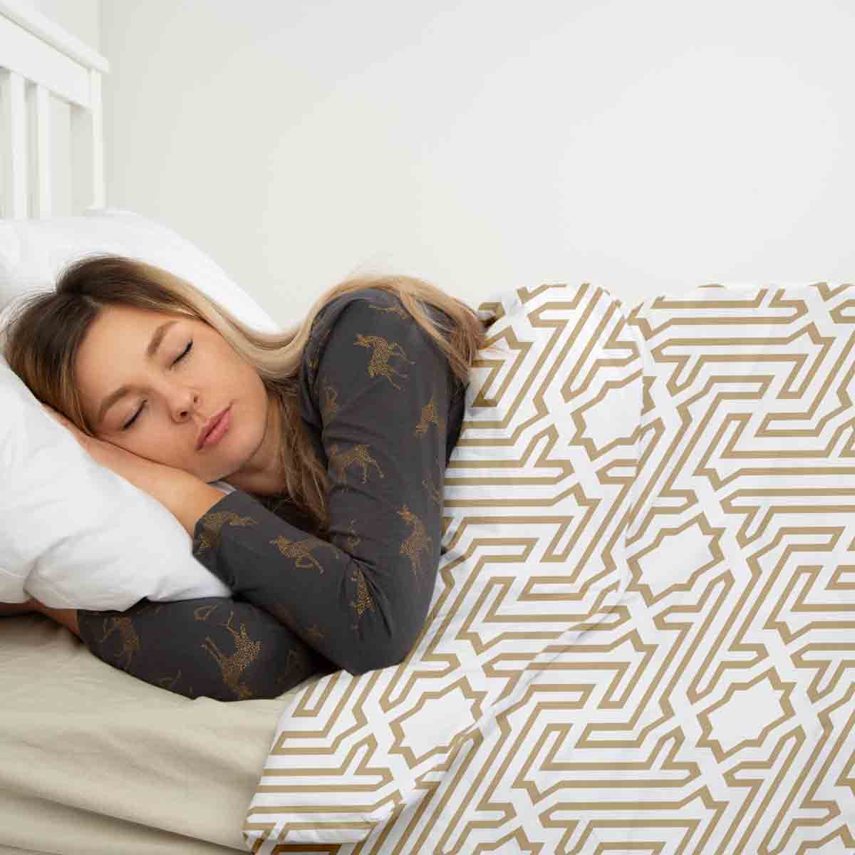 Juego de ropa de cama con mantas terapéuticas beige con formas