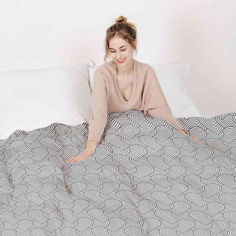 Manta terapéutica original - Funda de algodón gris con corazones geométricos