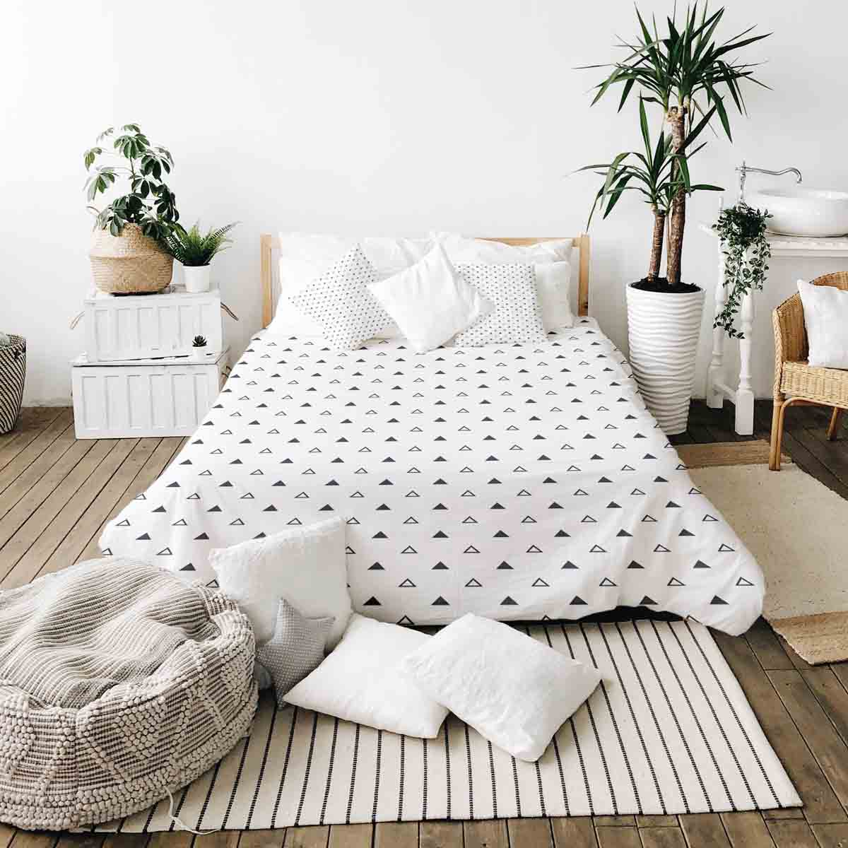 Set de ropa de cama con manta terapéutica blanca con triángulos negros