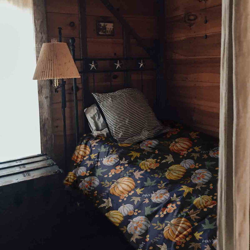 Set de ropa de cama con mantas terapéuticas azul con calabazas