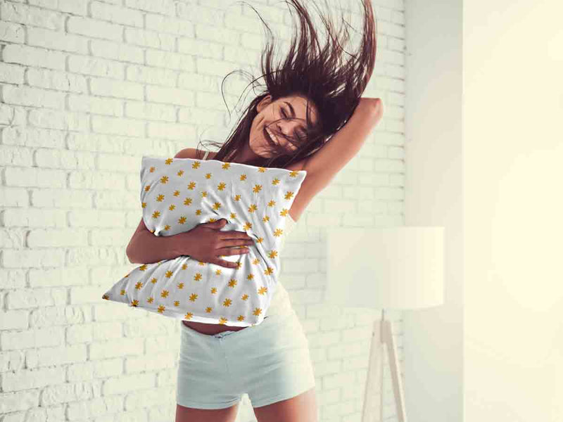 Almohada de salud flores amarillas